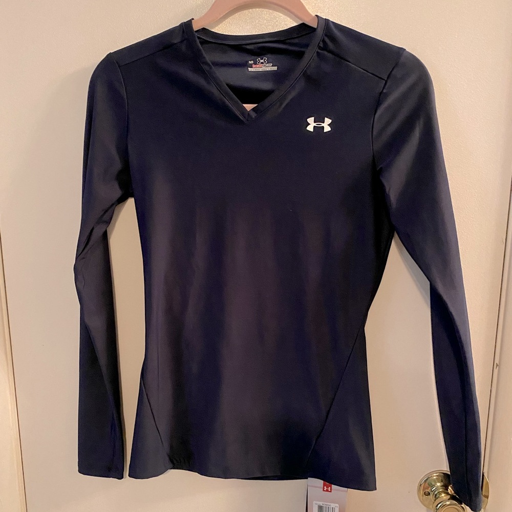 NWT Under Armour Large Blue Long Sleeve top